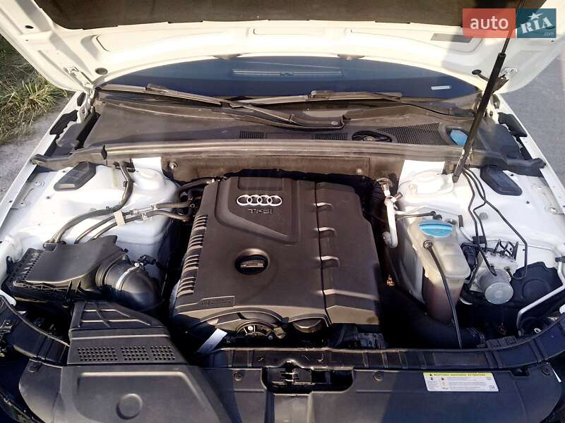 Седан Audi A4 2014 в Чернигове