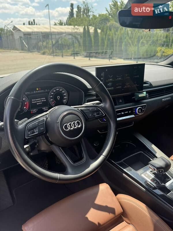 Седан Audi A4 2020 в Одессе