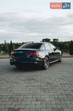 Седан Audi A4 2015 в 