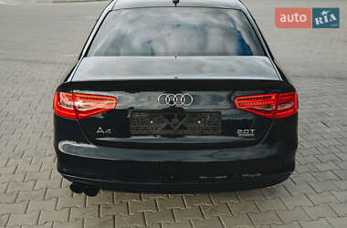 Седан Audi A4 2015 в 