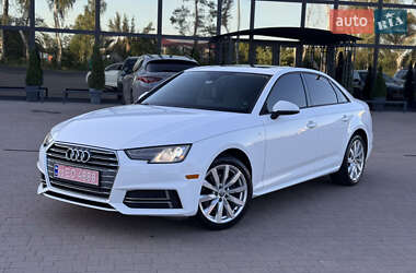 Седан Audi A4 2018 в 