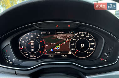 Седан Audi A4 2018 в 