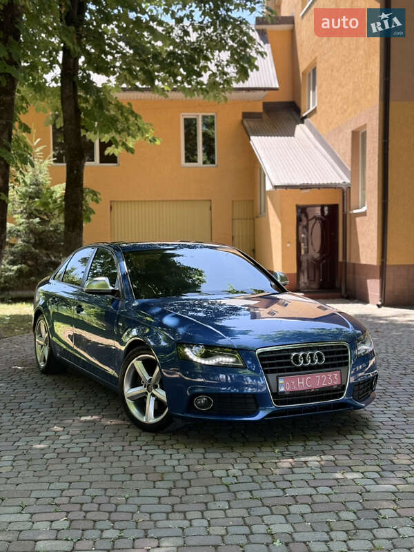 Седан Audi A4 2010 в 