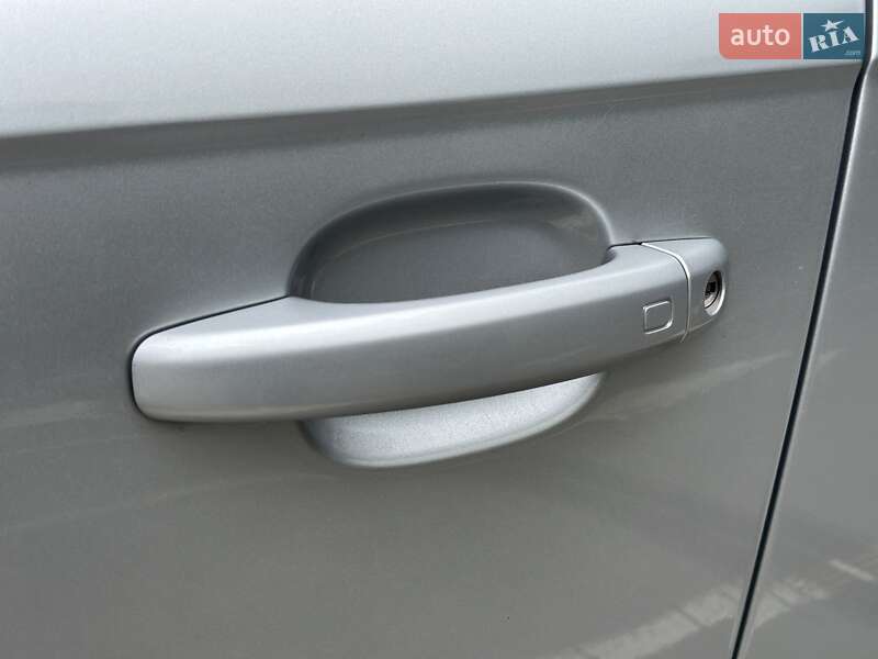 Седан Audi A4 2013 в Киеве фото 7 Седан Audi A4 2013 в Киеве