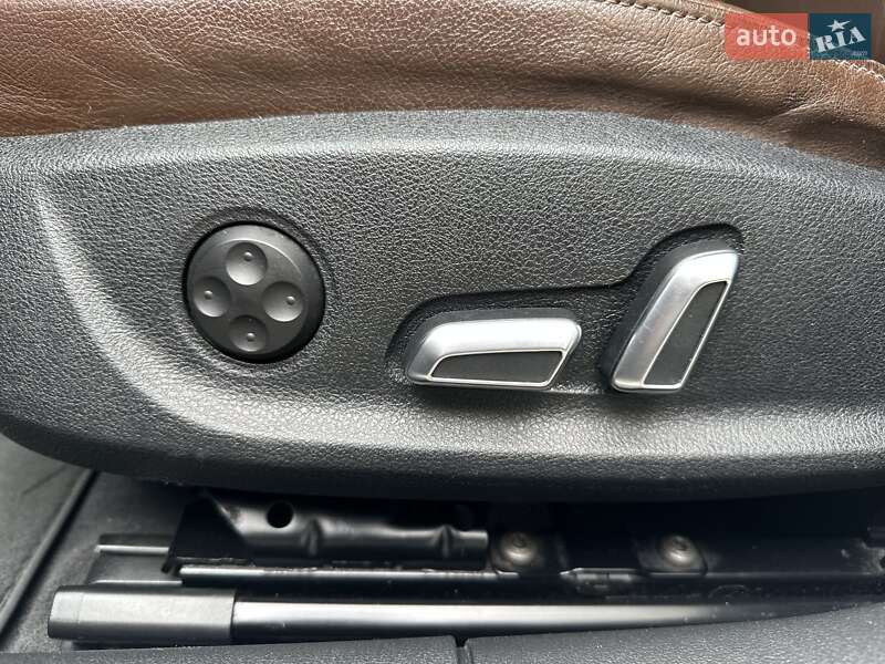 Седан Audi A4 2013 в Киеве фото 19 Седан Audi A4 2013 в Киеве