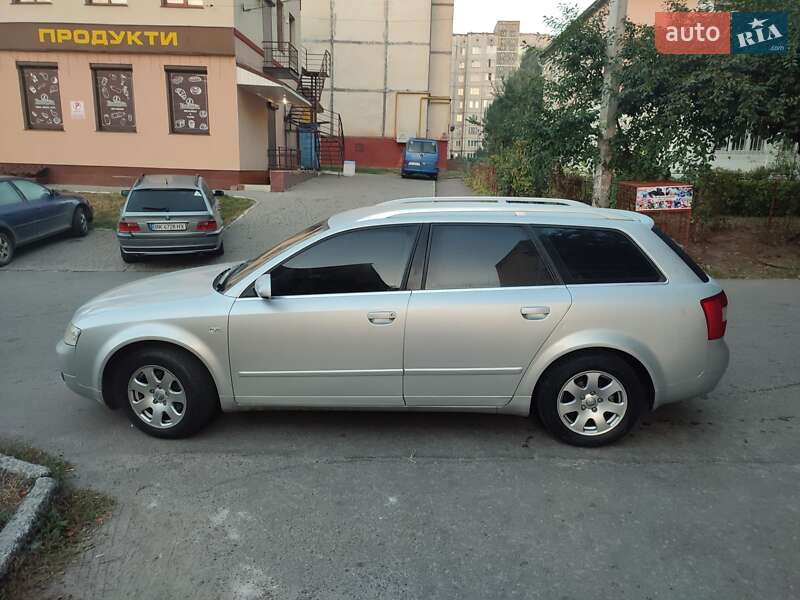 Універсал Audi A4 2003 в Рівному