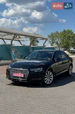 Седан Audi A4 2016 в 