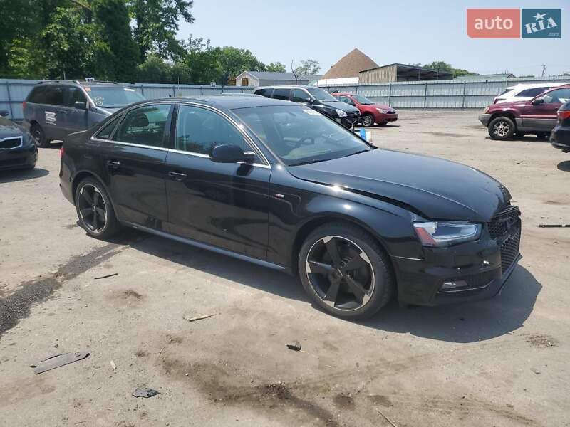 Седан Audi A4 2015 в Львове