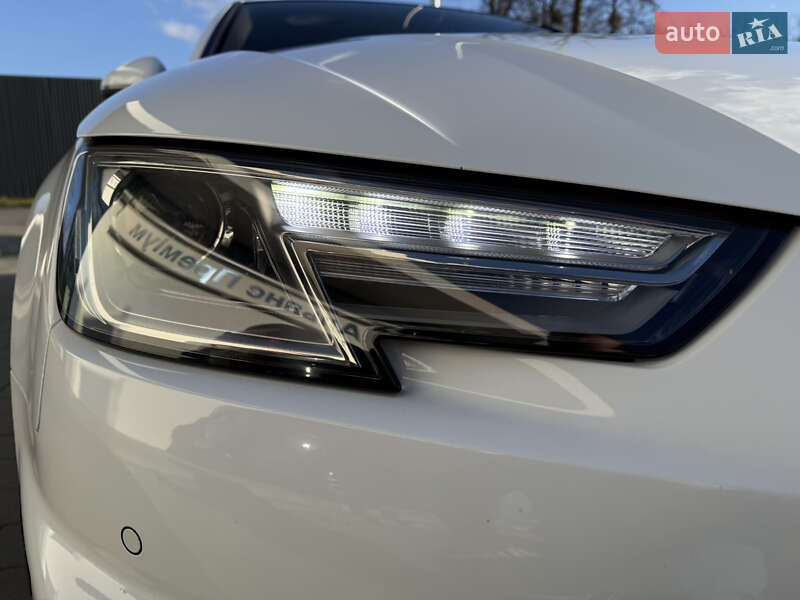 Седан Audi A4 2019 в Ивано-Франковске