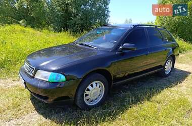 Універсал Audi A4 1998 в 