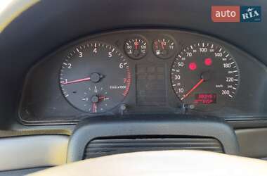 Універсал Audi A4 1998 в 