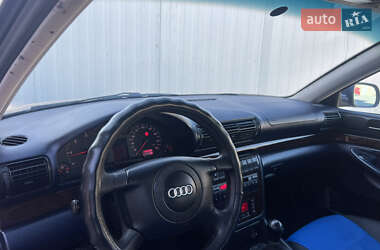 Универсал Audi A4 1998 в 