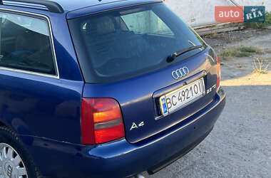 Универсал Audi A4 1998 в 