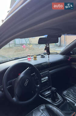 Универсал Audi A4 1997 в 