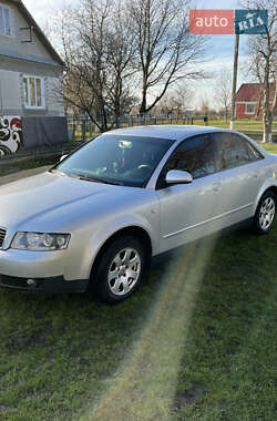 Седан Audi A4 2002 в Млинове