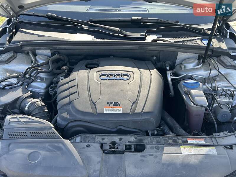 Седан Audi A4 2014 в Черноморске