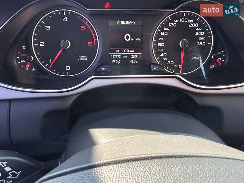 Седан Audi A4 2014 в Черноморске