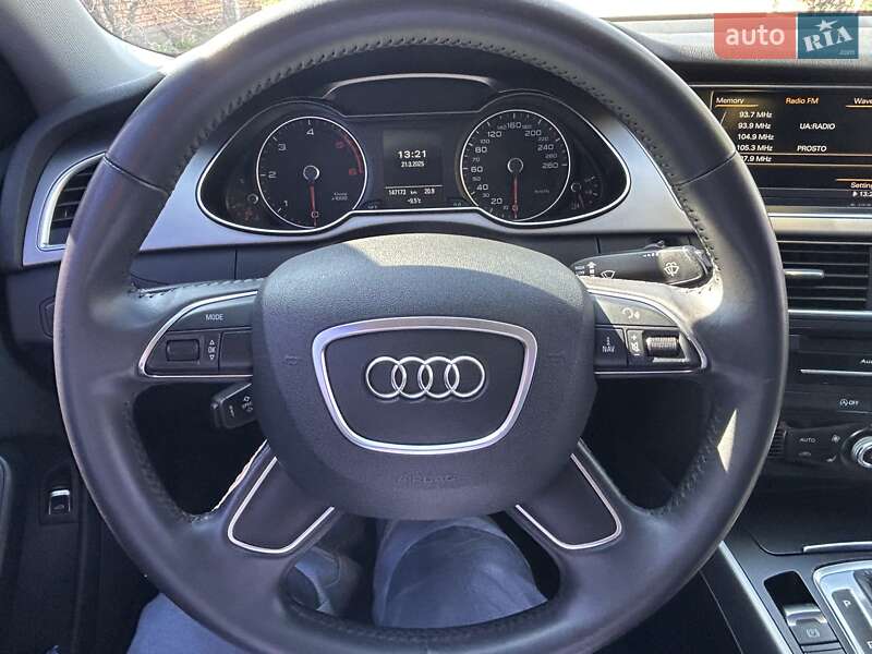 Седан Audi A4 2014 в Черноморске