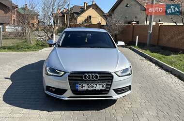 Седан Audi A4 2014 в 