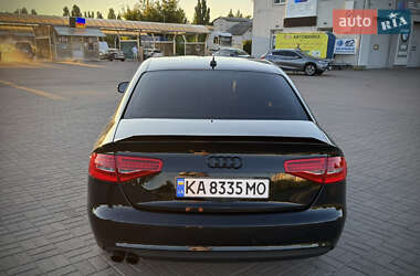 Седан Audi A4 2013 в 