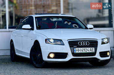 Седан Audi A4 2012 в 