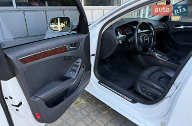 Седан Audi A4 2012 в 