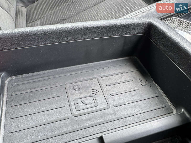 Универсал Audi A4 2019 в Луцке
