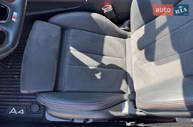 Седан Audi A4 2021 в 