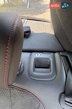 Седан Audi A4 2021 в 