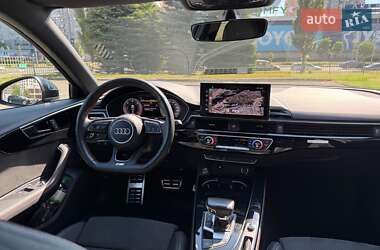 Седан Audi A4 2021 в 