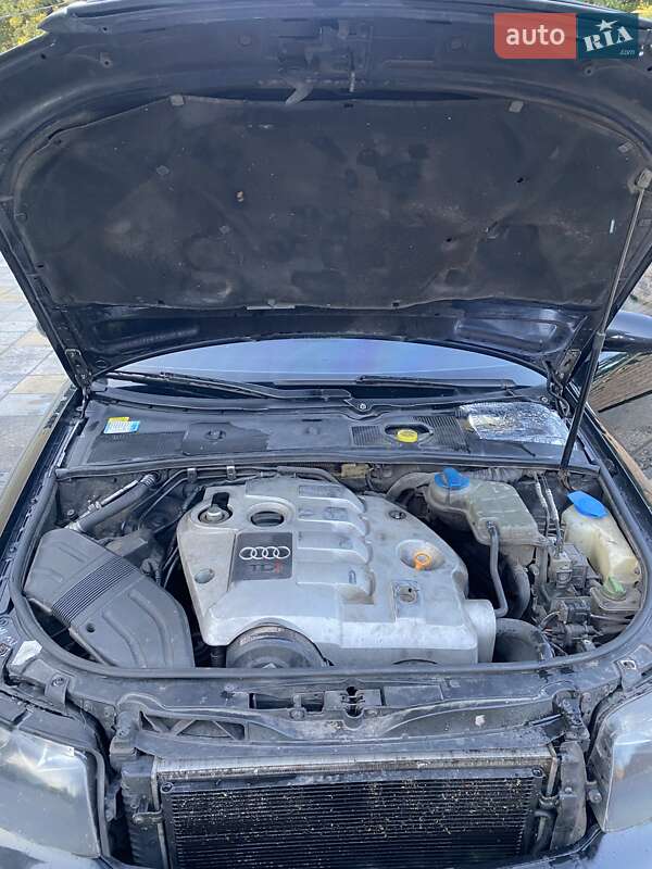 Седан Audi A4 2000 в Каменском