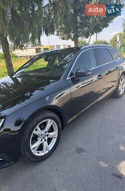 Универсал Audi A4 2018 в 