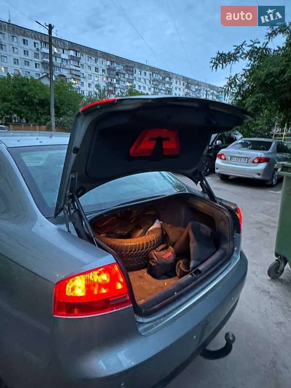 Седан Audi A4 2006 в Житомирі