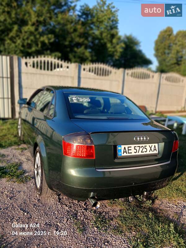 Седан Audi A4 2001 в Каменском