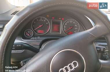 Седан Audi A4 2001 в 