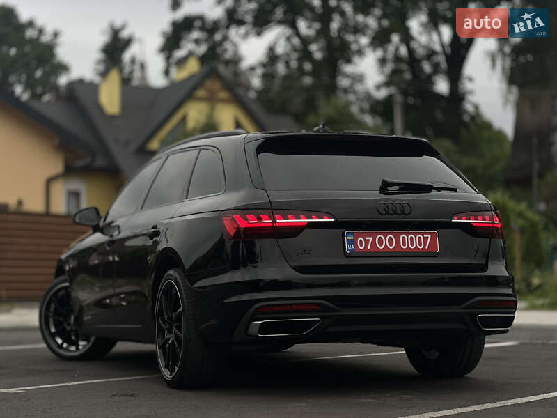 Универсал Audi A4 2021 в Львове
