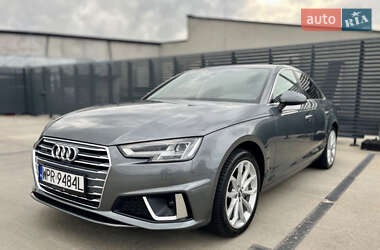 Седан Audi A4 2017 в Днепре