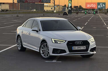 Седан Audi A4 2019 в Львові