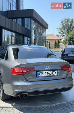Седан Audi A4 2015 в 