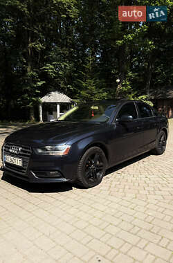 Седан Audi A4 2012 в 