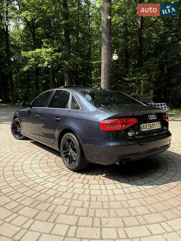Седан Audi A4 2012 в Богородчанах