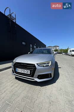 Седан Audi A4 2018 в Тернополе