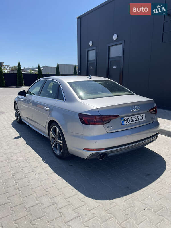 Седан Audi A4 2018 в Тернополе