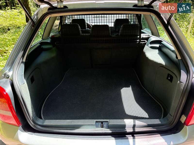 Универсал Audi A4 1999 в Луцке
