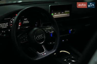 Седан Audi A4 2016 в 