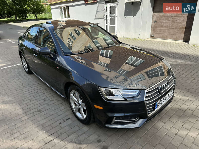 Седан Audi A4 2018 в Хмельницком