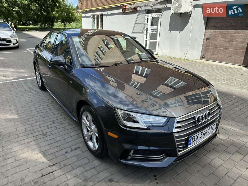 Седан Audi A4 2018 в Хмельницком