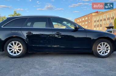 Универсал Audi A4 2013 в 
