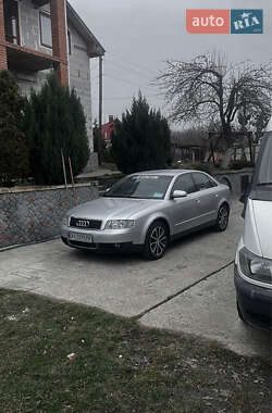 Седан Audi A4 2001 в 
