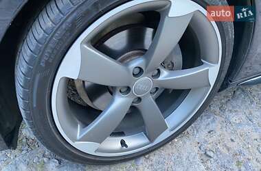 Седан Audi A4 2015 в Виннице